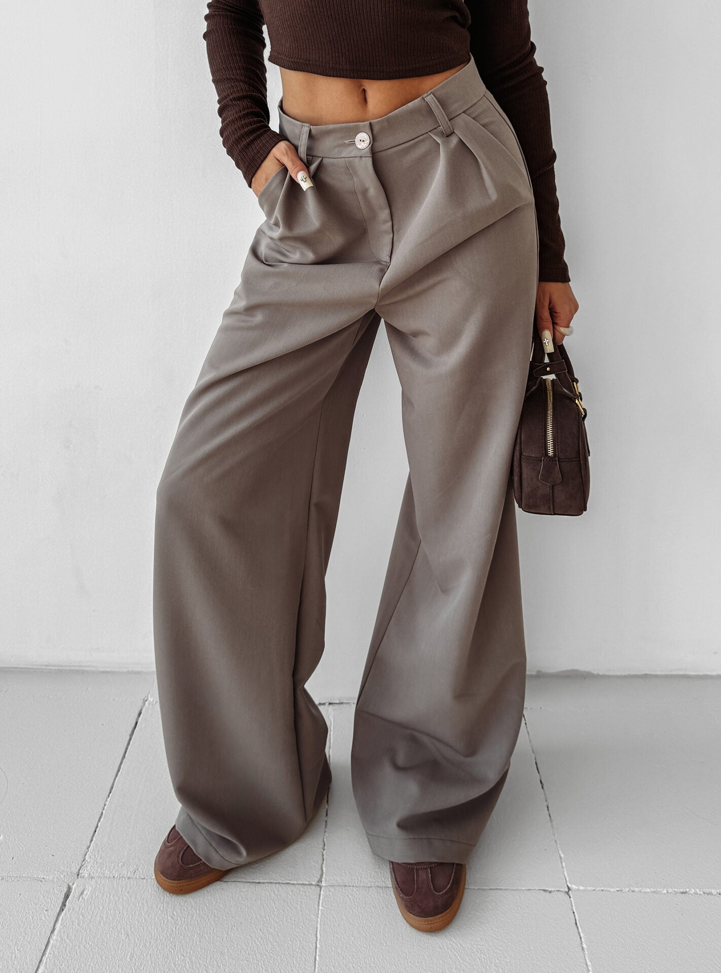 NIGHTBREAK latte trousers