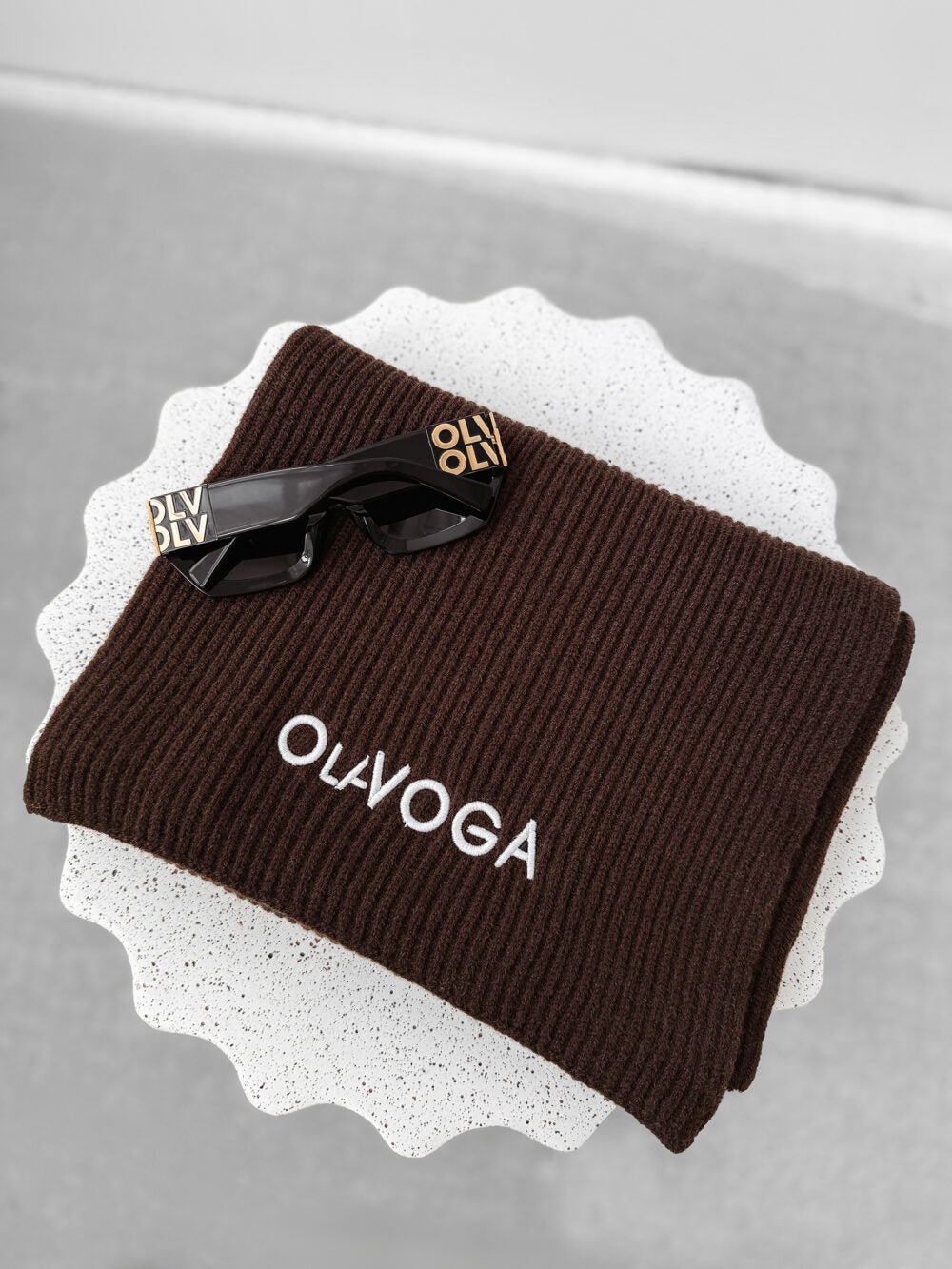 VIVAMITO knitted scarf brown