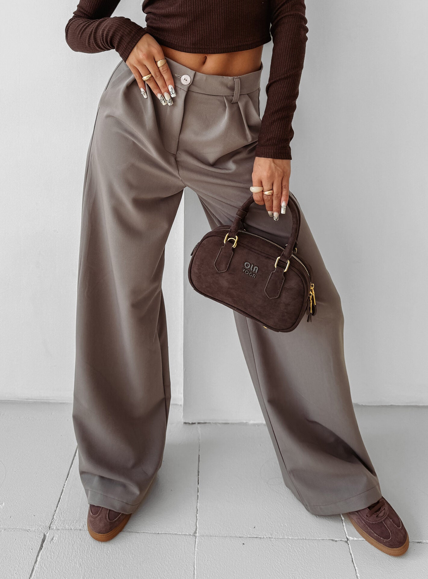 NIGHTBREAK latte trousers